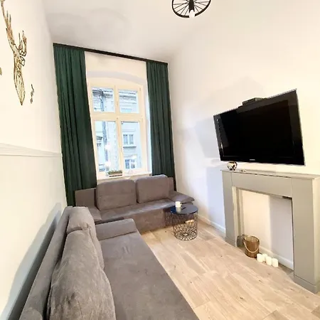 Angel Taczaka Appartement